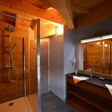 & Restaurant Les Escondus Vars (Hautes-Alpes)