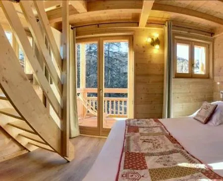 & Restaurant Les Escondus Vars (Hautes-Alpes)