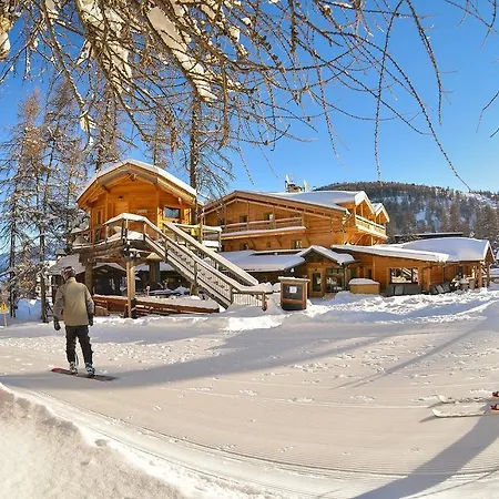 & Restaurant Les Escondus Vars (Hautes-Alpes)