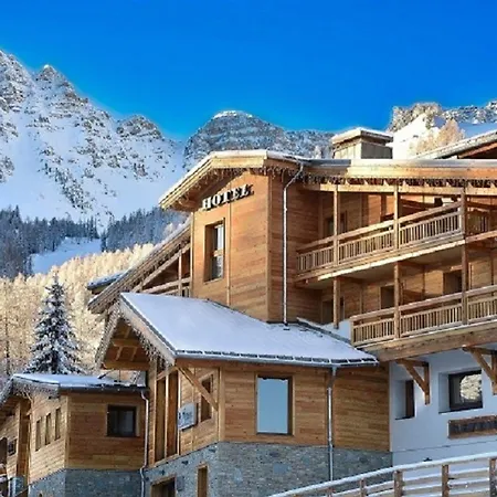 & Restaurant Les Escondus Hotel 3*